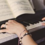 découvrez nos conseils essentiels pour l'achat d'un piano. que vous soyez débutant ou musicien confirmé, trouvez le piano qui correspond à vos besoins, à votre budget et à votre style de jeu.