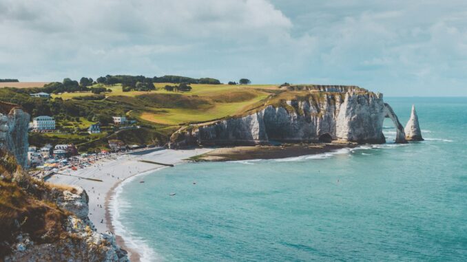France Normandie Tout ce qu'on trouve en France : Un Voyage au Cœur de la Diversité et de l'Excellence